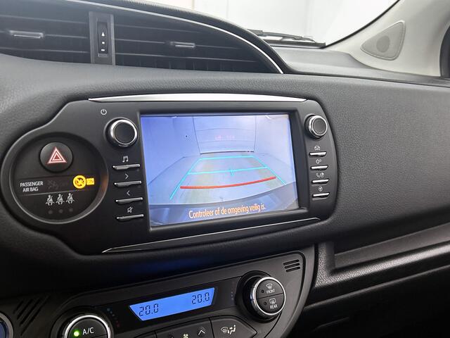 Toyota YARIS 1.5 Hybrid Aspiration I Achteruitrijcamera I LM velg I