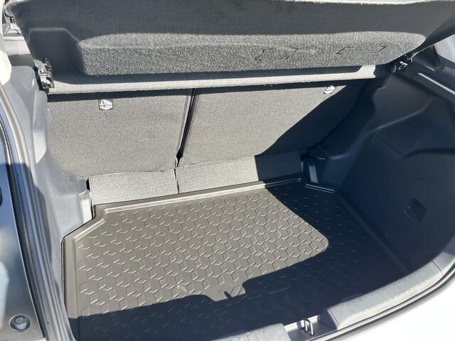 Toyota YARIS 1.5 Hybrid 115 First Edition Limited Comfort Parkeersensoren Dodehoek Detectie Stoel Stuur Verwarmd