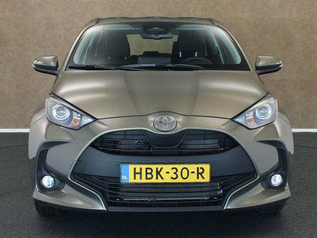 Toyota YARIS 1.5 Hybrid 115 Active - ORIGINEEL NEDERLANDSE AUTO - AFNEEMBARE TREKHAAK - 450KG GEREMD TREKGEWICHT - ADAPTIVE CRUISE CONTROL - APPLE CARPLAY/ANDROID AUTO - ACHTERUITRIJ CAMERA
