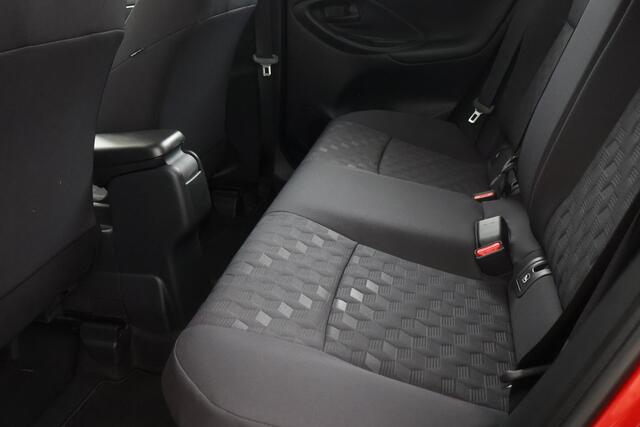 Toyota YARIS 1.5 Hybrid 115 Active | NIEUW & DIRECT LEVERBAAR | PRIJS INCL. ALLE ACTIES | MEERDERE KLEUREN OP VOORRAAD |