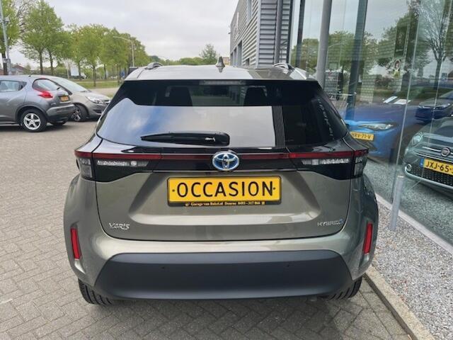 Toyota YARIS 1.5 HYBRID DYNAMIC CAMERA CARPLAY