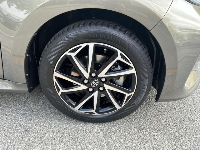 Toyota YARIS 1.5 Hybrid Dynamic