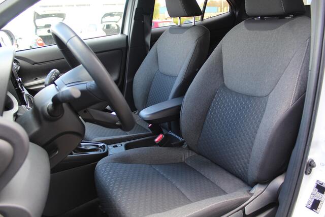 Toyota YARIS Cross 1.5 Hybrid 115 Dynamic Plus | Rijklaar | Parelmoer | Apple/Android | Camera | Adap Cruise | Stoel-/Stuurverw. | Navi | LED | Keyless