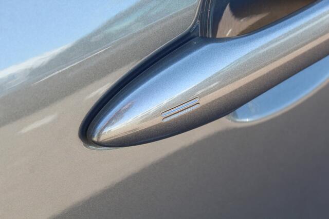 Toyota YARIS Cross 1.5 Hybrid 115 Dynamic Plus | Rijklaar| Apple/Android | Camera | Adap Cruise | Stoel-/Stuurverw. | Navi | LED | Keyless