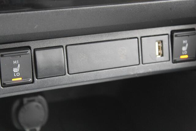 Toyota YARIS Cross 1.5 Hybrid Dynamic Plus | Rijklaar | Blind Spot | Head Up | Sensoren v+a | El.klep | Stoel-/stuurverw. | LED | Apple/Android