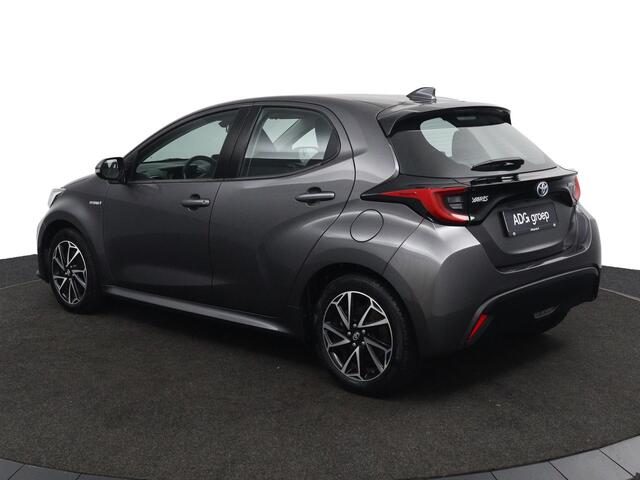 Toyota YARIS 1.5 Hybrid Dynamic Limited | Adaptieve Cruise control | Climate Control | Parkeercamera | Led Verlichting |
