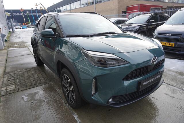 Toyota YARIS Cross 1.5 Hybrid 130 Dynamic |Navi|Carplay|PDC V+A|Dodehoek|Camera|Stoel en stuurverw.|