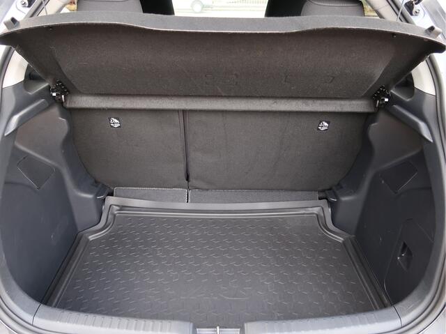 Toyota YARIS 1.5 Hybrid Dynamic | stoel-stuur verwarm. | camera | carplay |