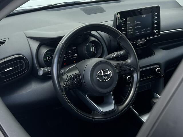 Toyota YARIS 1.5 Hybrid Dynamic | Navi | Carplay | Camera | Clima