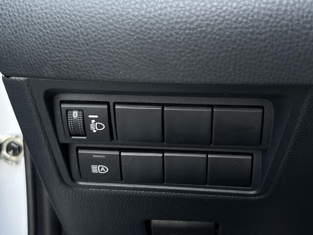 Toyota YARIS 1.5 Hybrid Dynamic | Navi | Carplay | Camera | Clima