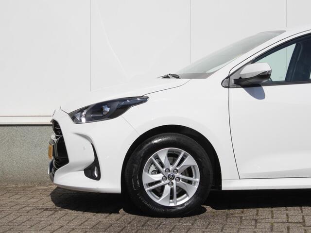 Toyota YARIS 1.5 Hybrid 115 Active Automaat | Carplay / Android Auto | Park sens | Clima | Lm-Velgen