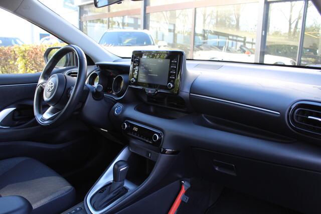 Toyota YARIS 1.5 Hybrid Dynamic | Rijklaar | Trekhaak | DAB+ | Apple/Android | Clima | Adap.Cruise | Camera