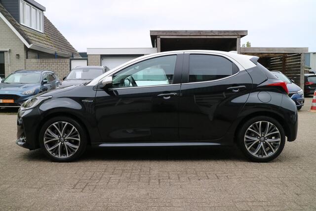 Toyota YARIS 1.5 Hybrid Bi-Tone | Camera | Carplay | Automaat! |