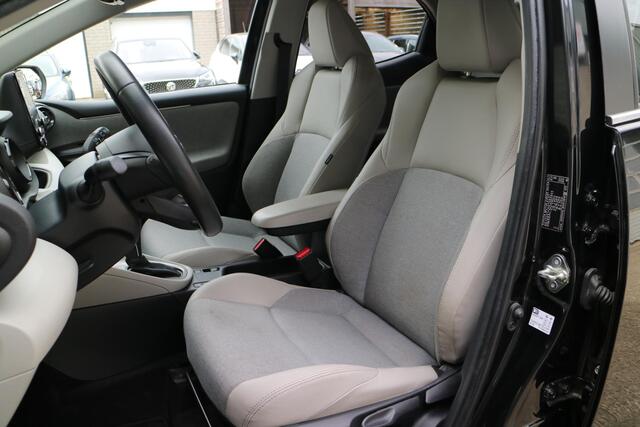 Toyota YARIS 1.5 Hybrid Bi-Tone | Camera | Carplay | Automaat! |