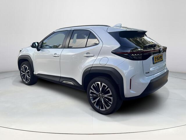 Toyota YARIS Cross 1.5 Hybrid Executive | 06-10141018 Voor meer informatie