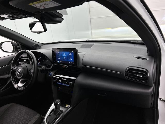 Toyota YARIS Cross 1.5 Hybrid Dynamic | Voorstoelen verwarmd | Parkeersensor voor en achter |