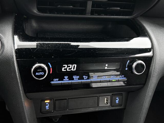 Toyota YARIS Cross 1.5 Hybrid Dynamic | Voorstoelen verwarmd | Parkeersensor voor en achter |