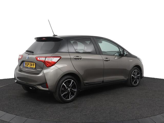 Toyota YARIS 1.5 Hybrid Bi-Tone | Cruise control | Climate control | Parkeercamera |
