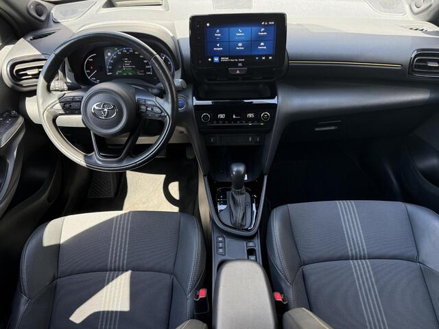 Toyota YARIS Cross 1.5 Hybrid Adventure l Trekhaak l JBL l Camera l HUD l