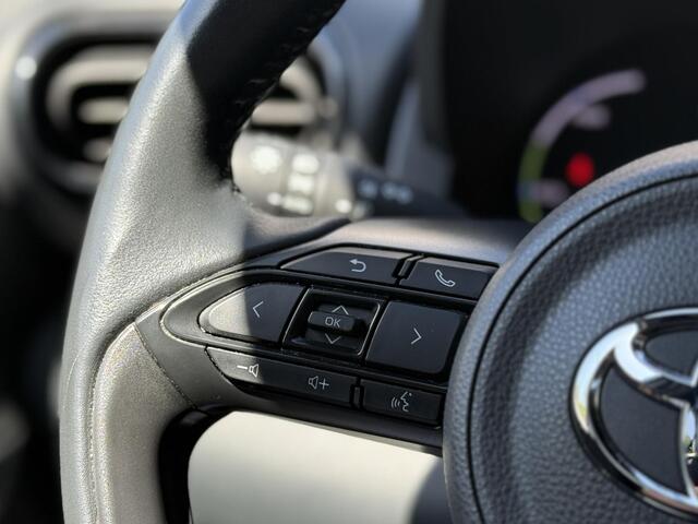 Toyota YARIS Cross 1.5 Hybrid Adventure l Trekhaak l JBL l Camera l HUD l