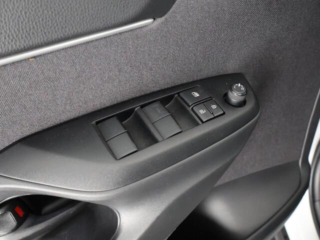 Toyota YARIS Cross 1.5 Hybrid 115 Dynamic | Stoel & Stuur verwarming | Draadloze telefoonlader | Adaptieve Cruise Control |