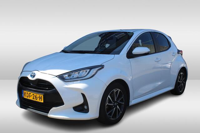 Toyota YARIS 1.5 Hybrid 115 Executive Stoelverwarming l Lendesteun l LM velgen l Spiegelverwarming