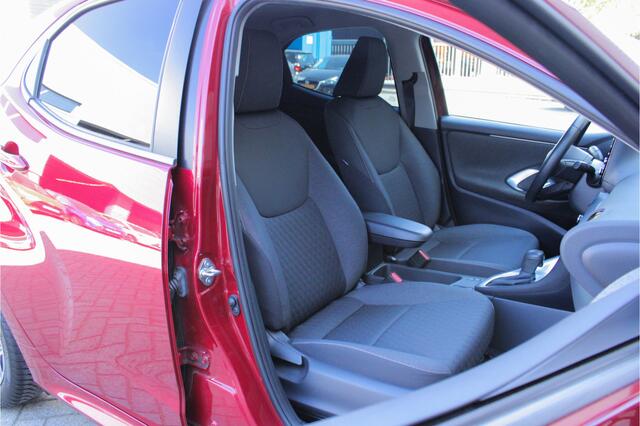Toyota YARIS 1.5 Hybrid Dynamic |stoelverwarming|ACC|Apple/Android|