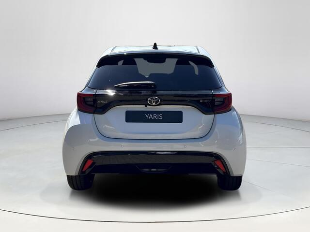 Toyota YARIS 1.5 Hybrid 130 Executive **PLATINUM PEARL WHITE/ NIEUWE AUTO/ DIRECT LEVERBAAR**