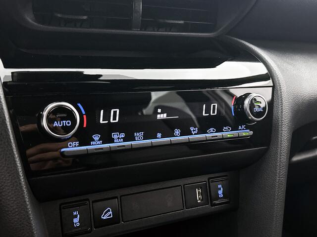Toyota YARIS Cross 1.5 Hybrid Executive AWD | 4x4 | Premium uitgevoerd | Onderweg-naar-dealer