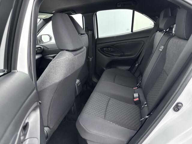Toyota YARIS Cross 1.5 Hybrid Dynamic Limited | Navigatie | Stoelverwarming | Parkeersensoren v+a |
