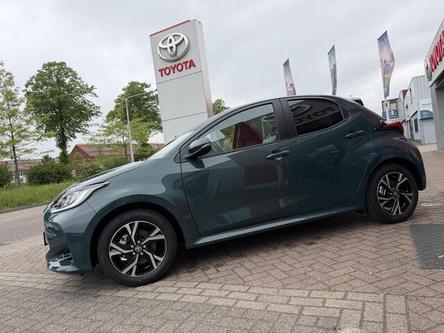 Toyota YARIS 1.5 Hybrid 115 Dynamic ACTIE -2900,- KORTING