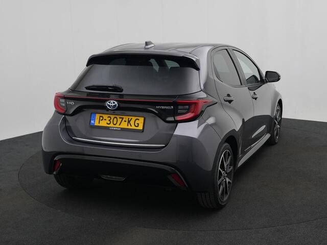 Toyota YARIS 1.5 Hybrid Executive | Stoelverwarming | Draadloze oplader | Blind Spot |