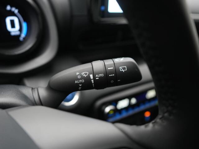 Toyota YARIS 1.5 Hybrid Executive