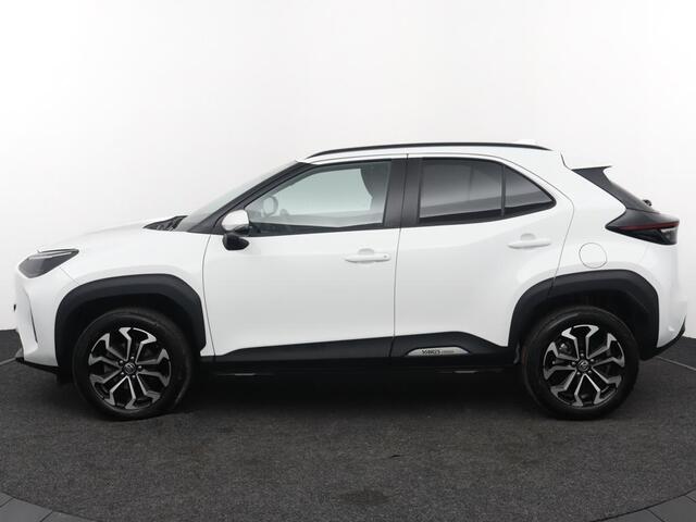 Toyota YARIS Cross 1.5 Hybrid Dynamic | Navigatie | Parkeercamera | Apple carplay Android auto|