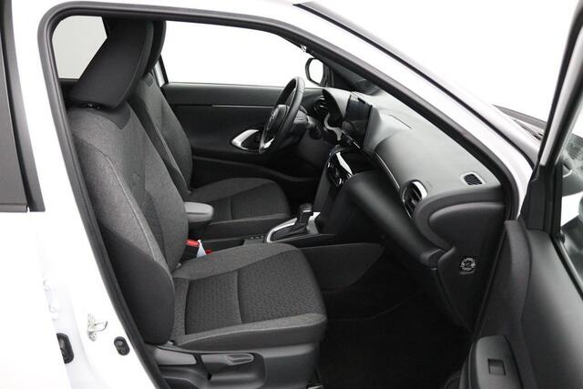 Toyota YARIS Cross 1.5 Hybrid Dynamic | Navigatie | Parkeercamera | Apple carplay Android auto|