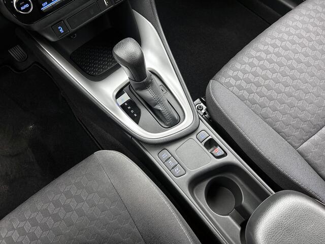 Toyota YARIS 1.5 Hybrid Dynamic Limited + | Dealeronderhouden | Blind Spot | Voorstoelverwarming | Onderweg-naar-dealer