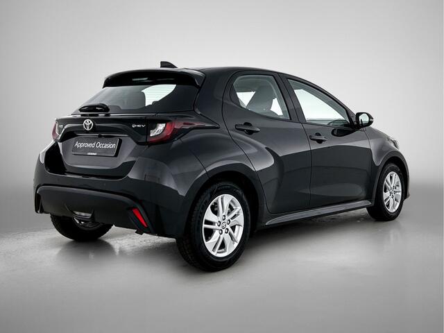 Toyota YARIS 1.5 Hybrid Dynamic | PDC | Voorstoelverwarming | Stuurverwarming |