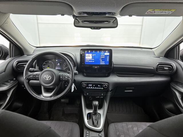 Toyota YARIS 1.5 Hybrid Dynamic | PDC | Voorstoelverwarming | Stuurverwarming |