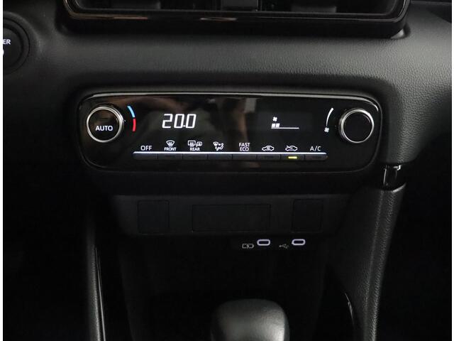 Toyota YARIS 1.5 Hybrid 115 First Edition | Navigatie | Keyless Entry | Apple Carplay - Android Auto |