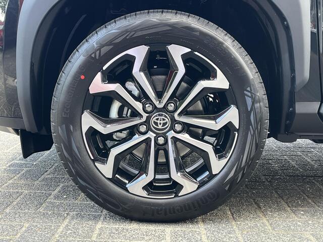 Toyota YARIS Cross 1.5 Hybrid 115 Dynamic | Oostendorp 50 jarig jubileum editie | Night sky black metallic | Nieuw uit voorraad leverbaar |
