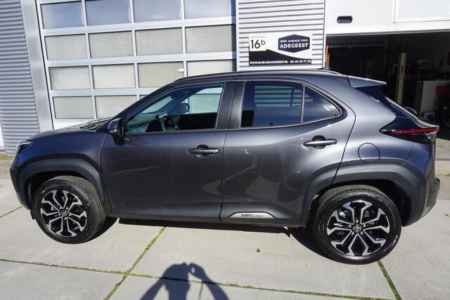 Toyota YARIS Cross 1.5 Hybrid 130 Dynamic |Navi|Carplay|Dodehoek|PDC V+A|Camera|Stoel en stuurverw.|