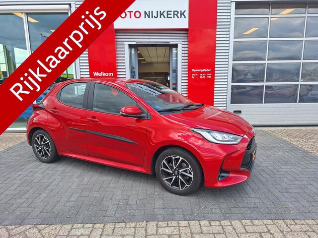Toyota YARIS 1.5 Hybrid Dynamic met parkeersensoren voor en achter