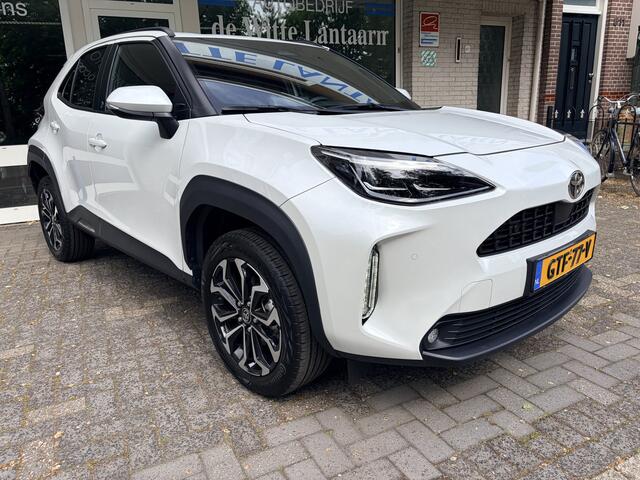 Toyota YARIS Cross 1.5 Hybrid 130 Executive Keyless entry+start/Cruisecontrole adapt./achteruitrijcam./Parkeersens. V+A/Elektr. climatecontrole/Verwarmde in hoogte verst.b. stoelen/L/M 18 inch/Led verlicht./lederen microvezel bekled./G