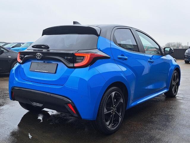 Toyota YARIS 1.5 Hybrid 130 Launch Edition Toyota Yaris Hybrid 130 Launch Edition vol luxe! Dodehoek detectie, stoel- & stuurverwarming, navigatie, Apple CarPlay/Android Auto, automaat!