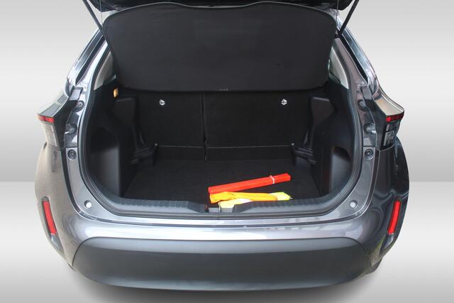 Toyota YARIS Cross 1.5 Hybrid Active Apple carplay/ android auto l All weather banden | Armsteun | Elektrisch inklapbare buitenspiegels | Climate control | Achteruitrijcamera | Verwarmbare spiegel