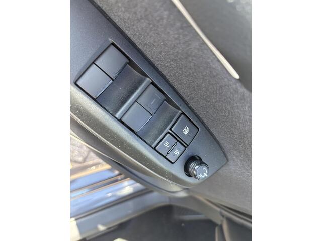 Toyota YARIS 1.5 Hybrid 115 First Edition