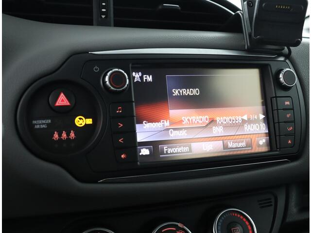 Toyota YARIS 1.0 VVT-i Aspiration | Airco | Parkeersensoren | Parkeercamera |