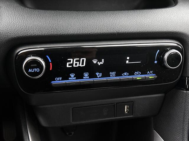 Toyota YARIS 1.5 Hybrid Dynamic | CarPlay/Android Auto | Camera | LM Velgen |
