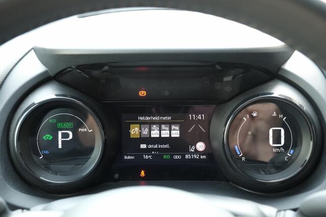 Toyota YARIS 1.5 Hybid Launch Edition | Apple Carplay / Android Auto | Halfle