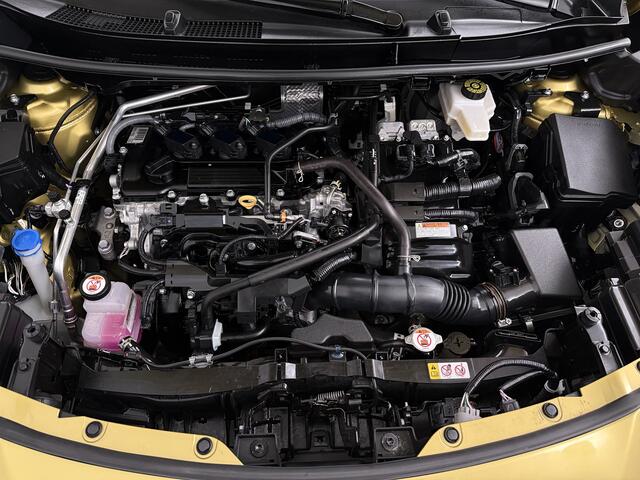 Toyota YARIS Cross 1.5 Hybrid Launch Edition | Navigatie | Leder | JBL | BLS | PDC |